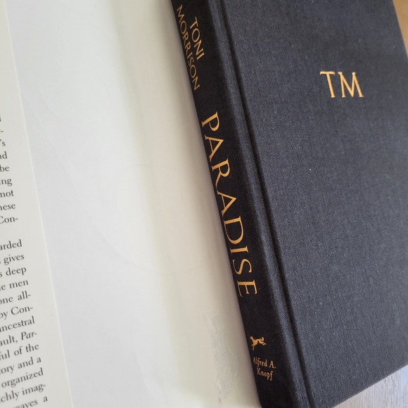 First Edition 'Paradise' by Toni Morrison - hardcover - Picture 4 of 7